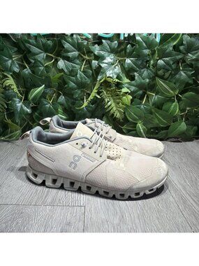 On Cloud Waterproof Hiking Running Shoes Desert Clay Gray Tan Women’s 8